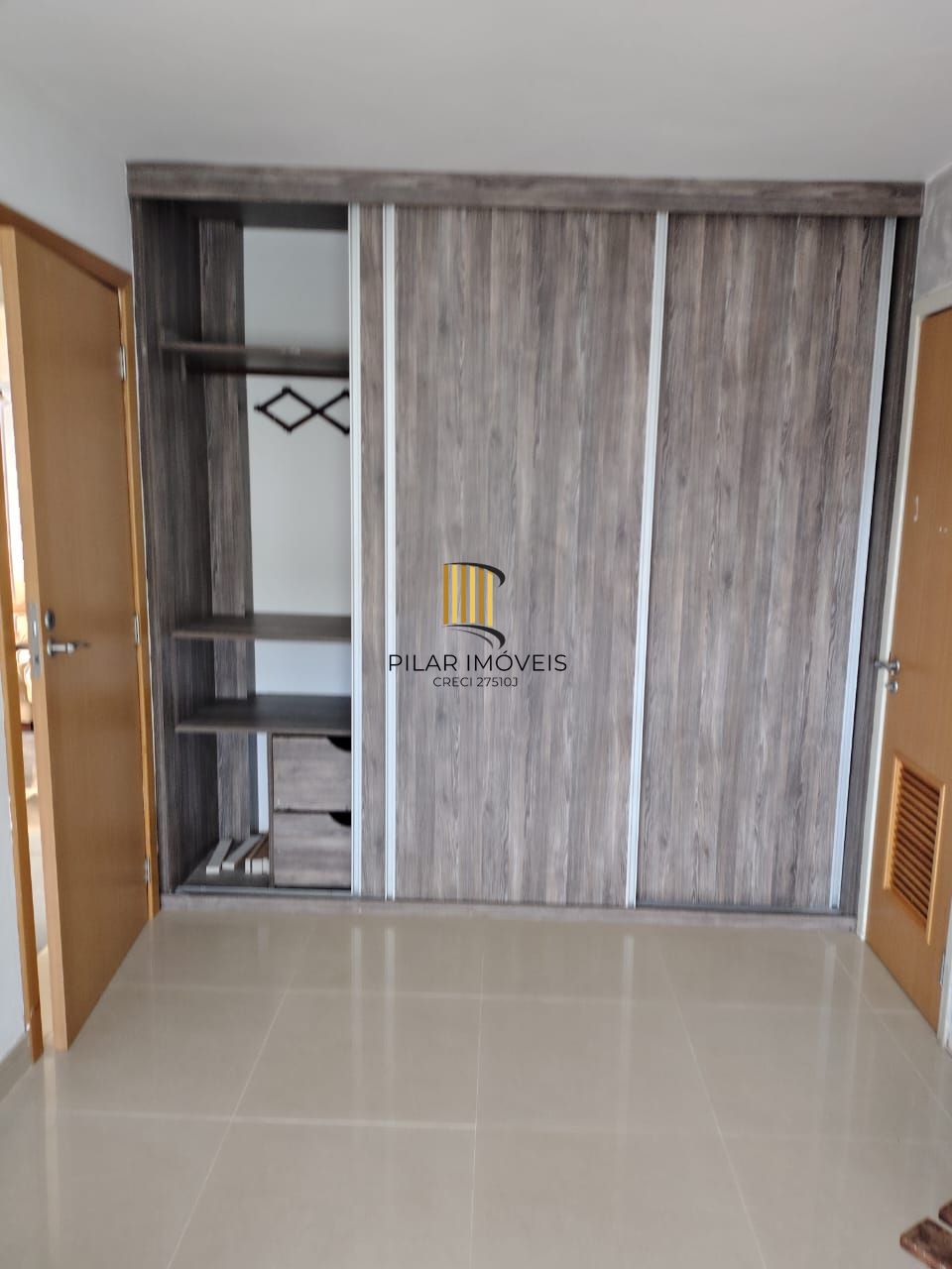 Apartamento 2 dormitórios no bairro Tristeza