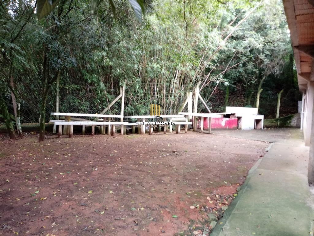 Sítio para Venda - 300m², 3 dormitórios, sendo 1 suites, 4 vagas - Krahe, Viamão