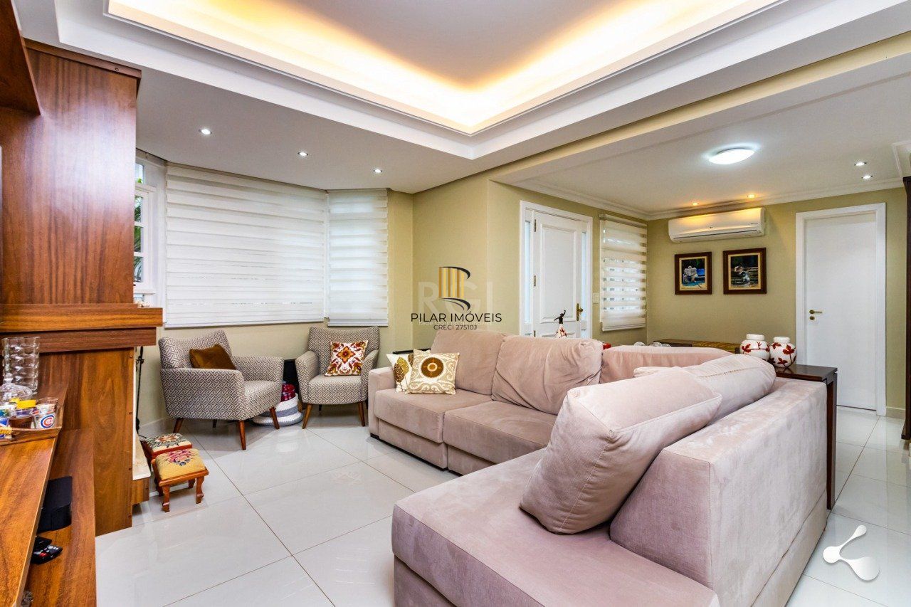 CASA 4 DORMITÓRIOS COM GARDEM NO GUARUJA - PORTO ALEGRE - RS