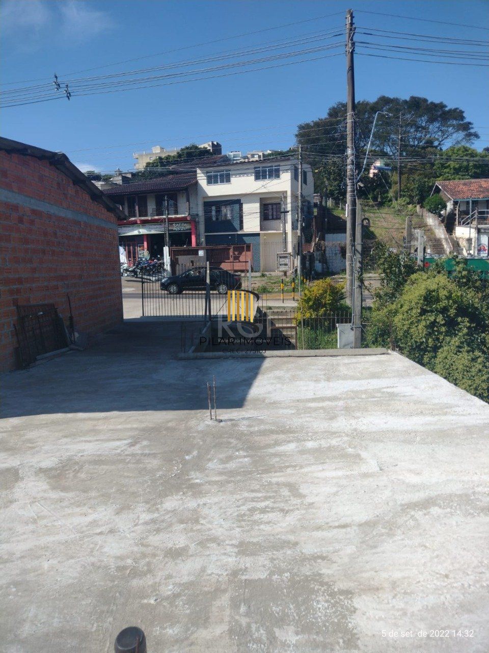 Casa para Venda - 220m², 2 dormitórios, sendo 1 suites, 2 vagas - Cavalhada, Porto Alegre