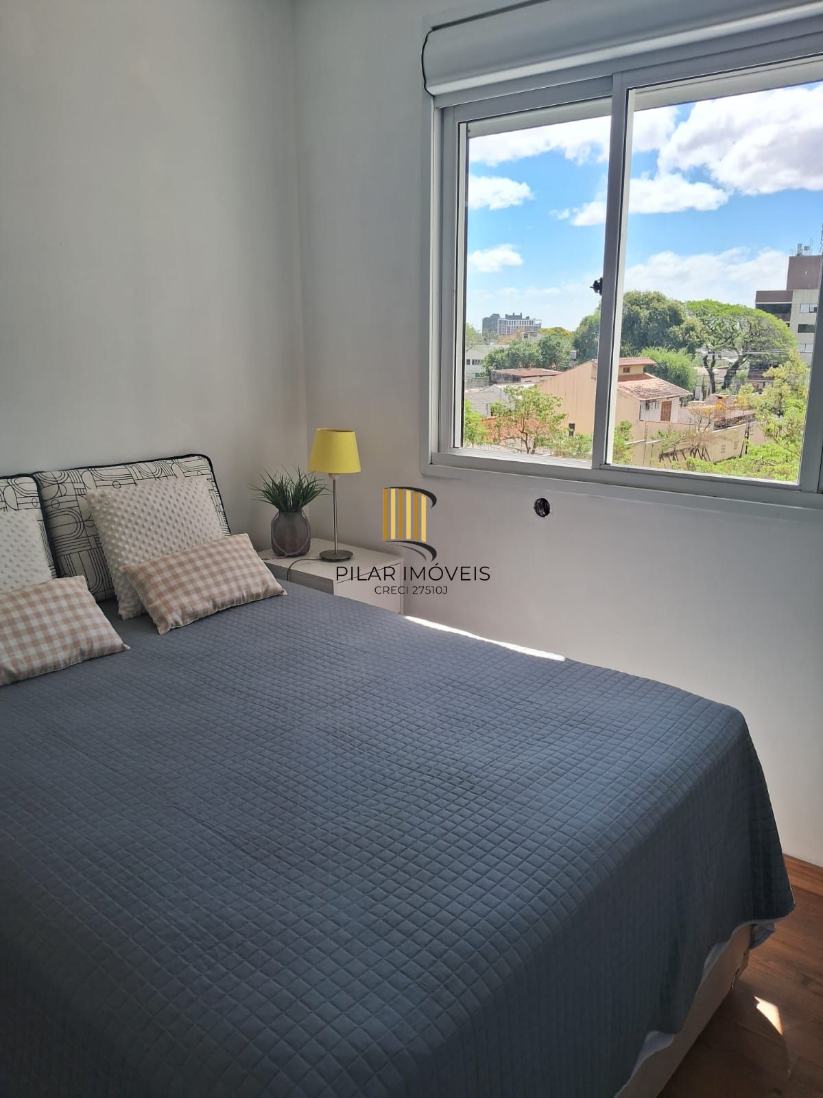 Apartamento 2 dormitórios no bairro Cristal
