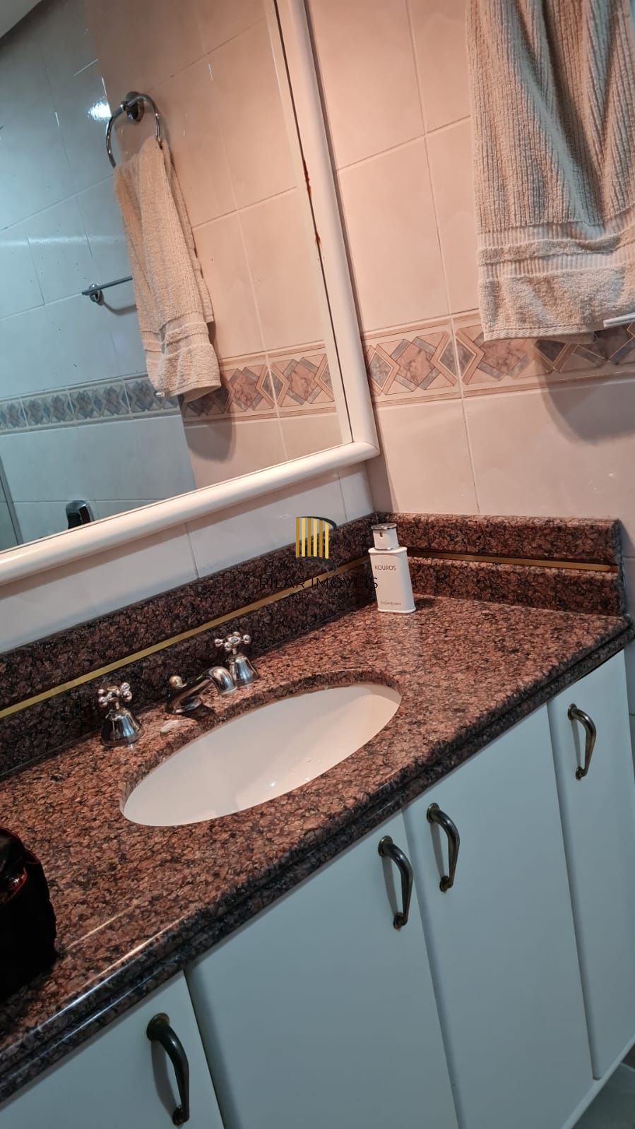 Apartamento de 116,53 m² área privativa localizado no coração do bairro Tristeza