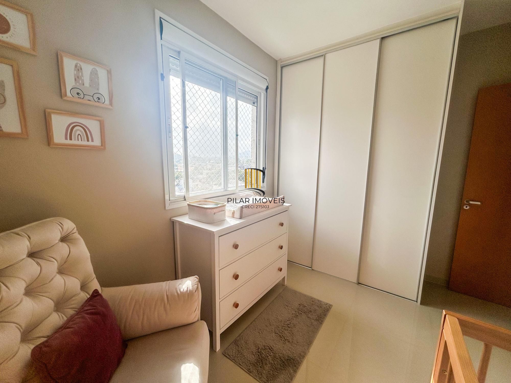 Excelente Apartamento 3 dormitórios, 2 vagas, condomínio Plaza Cristal