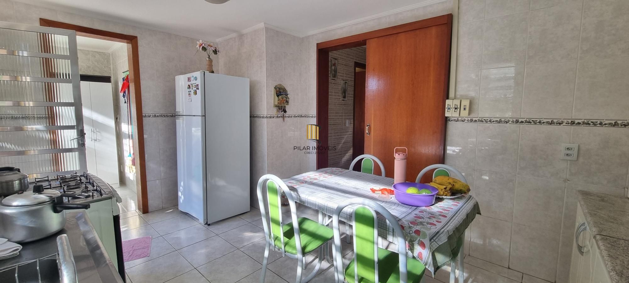 Excelente Casa 3D, 4 vagas, 2 banheiros Viamão RS