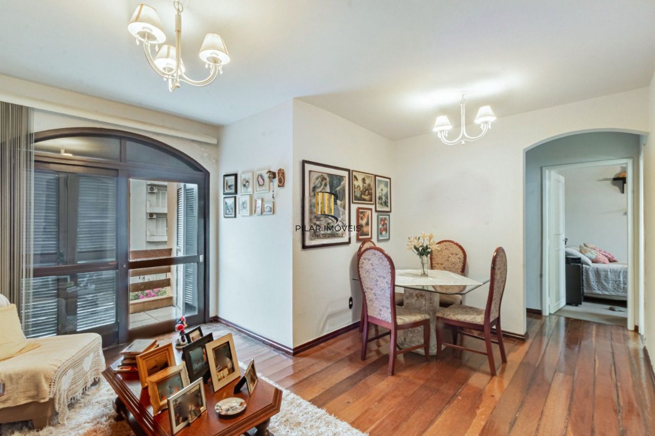 COBERTURA 3DORMITÓRIOS, 1 VAGA COBERTA NO CRISTAL PORTO ALEGRE RS