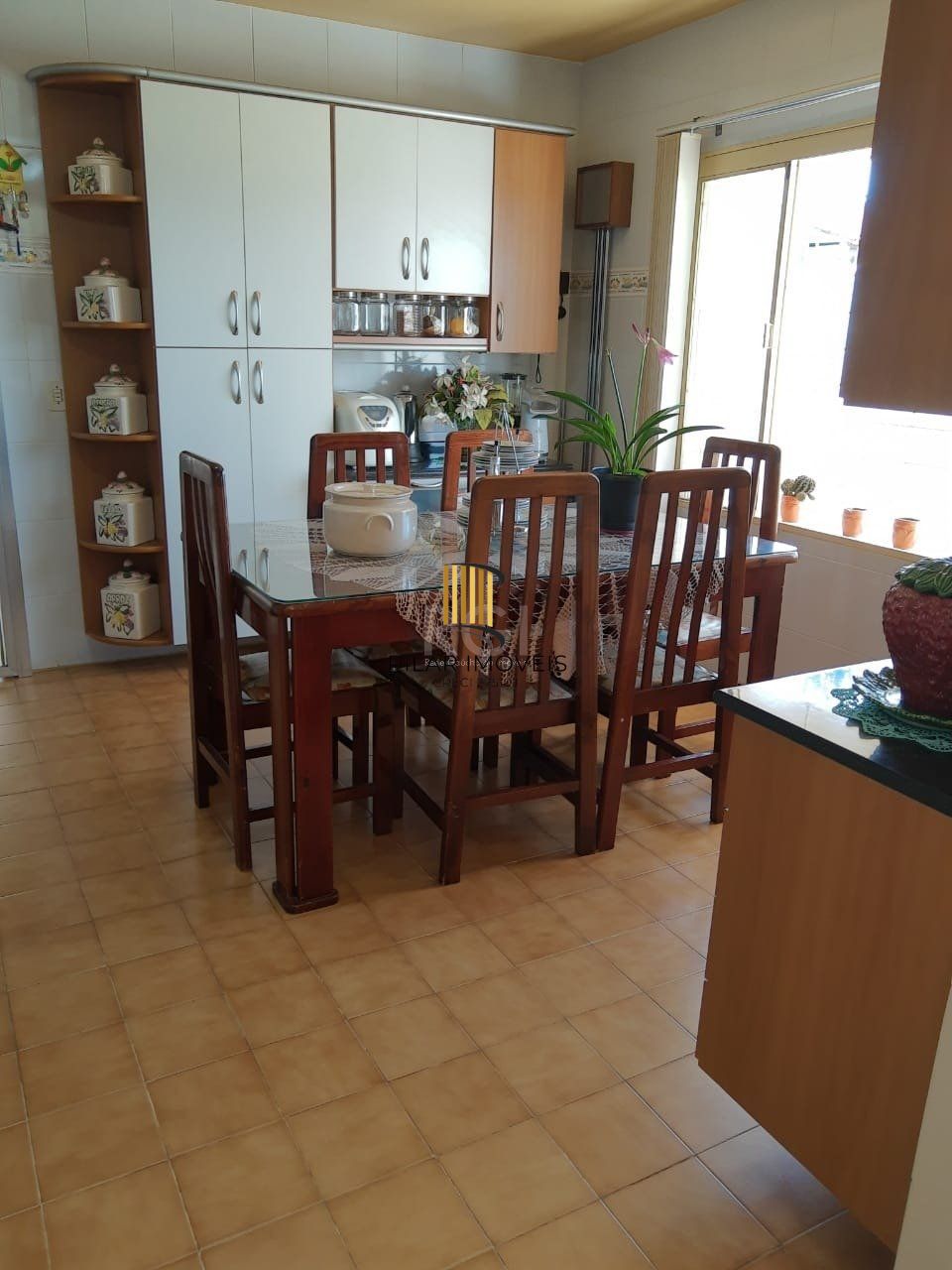 Casa para Venda - 103.38m², 2 dormitórios, sendo 1 suites, 3 vagas - Cecília, Porto Alegre