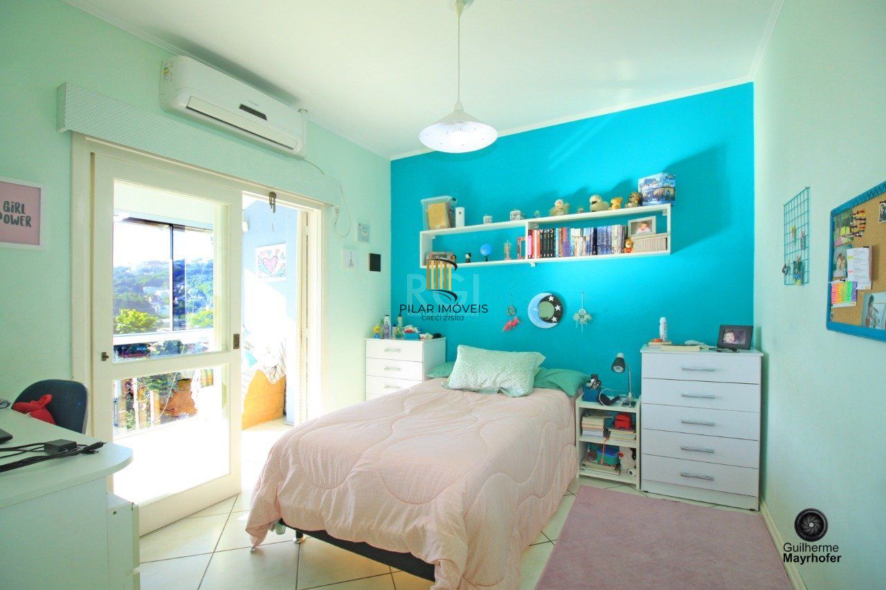 Casa para Venda - 328.5m², 3 dormitórios, sendo 1 suites, 3 vagas - Cavalhada, Porto Alegre