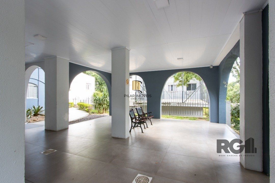 Apartamento com 3 dormitórios, 2 banheiros, 1 vaga de garagem, no bairro Cristal, Porto Alegre/RS