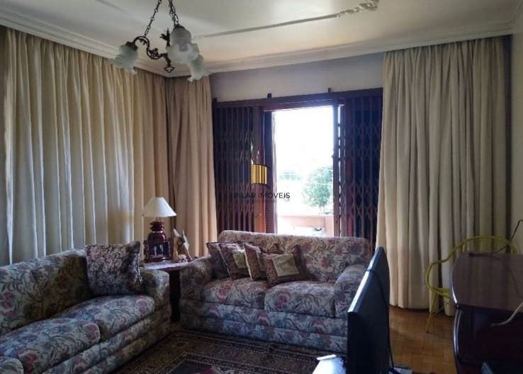 Casa Ampla no Jardim Carvalho com 4 dormitórios