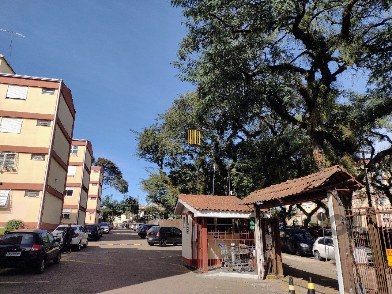 apto 01 dormitório, recentemente reformado, vaga rotativa -  Bairro Camaquã