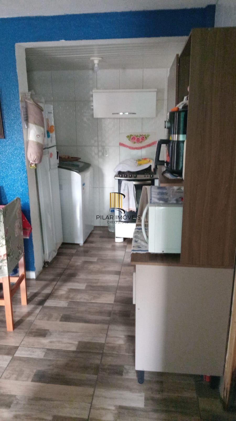 Apartamento com 02 quarto e 01 vaga rotativa, no Bairro Partenon