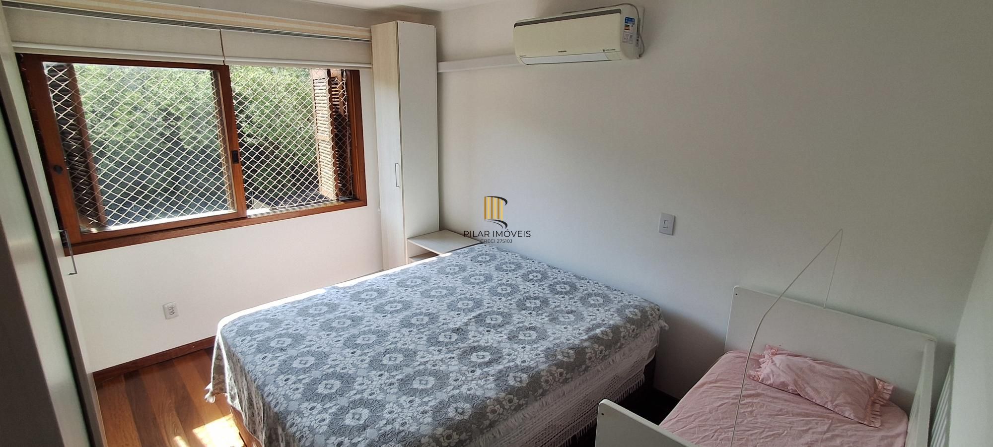 Apartamento com 03 quartos e 01 vaga escriturada no Bairro Tristeza