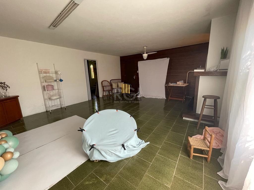 Casa para Venda - 400m², 5 dormitórios, sendo 3 suites, 4 vagas - Ipanema PORTO ALEGRE /RS