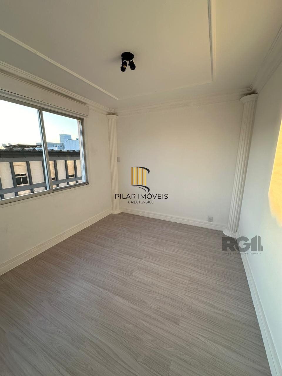 Apartamento de 1 dormitório no Bairro Glória