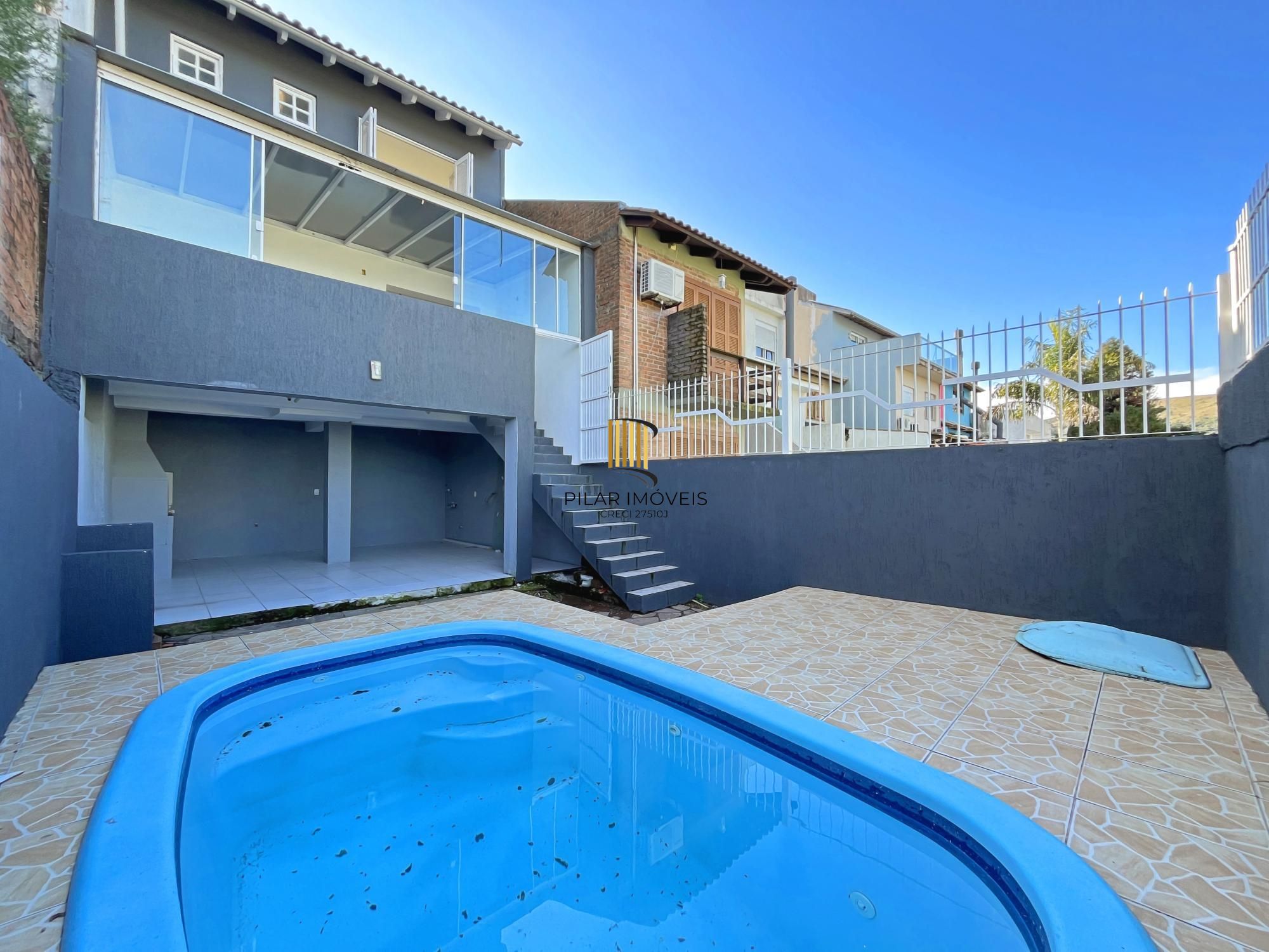 Casa 3 dormitórios no bairro Aberta dos Morros