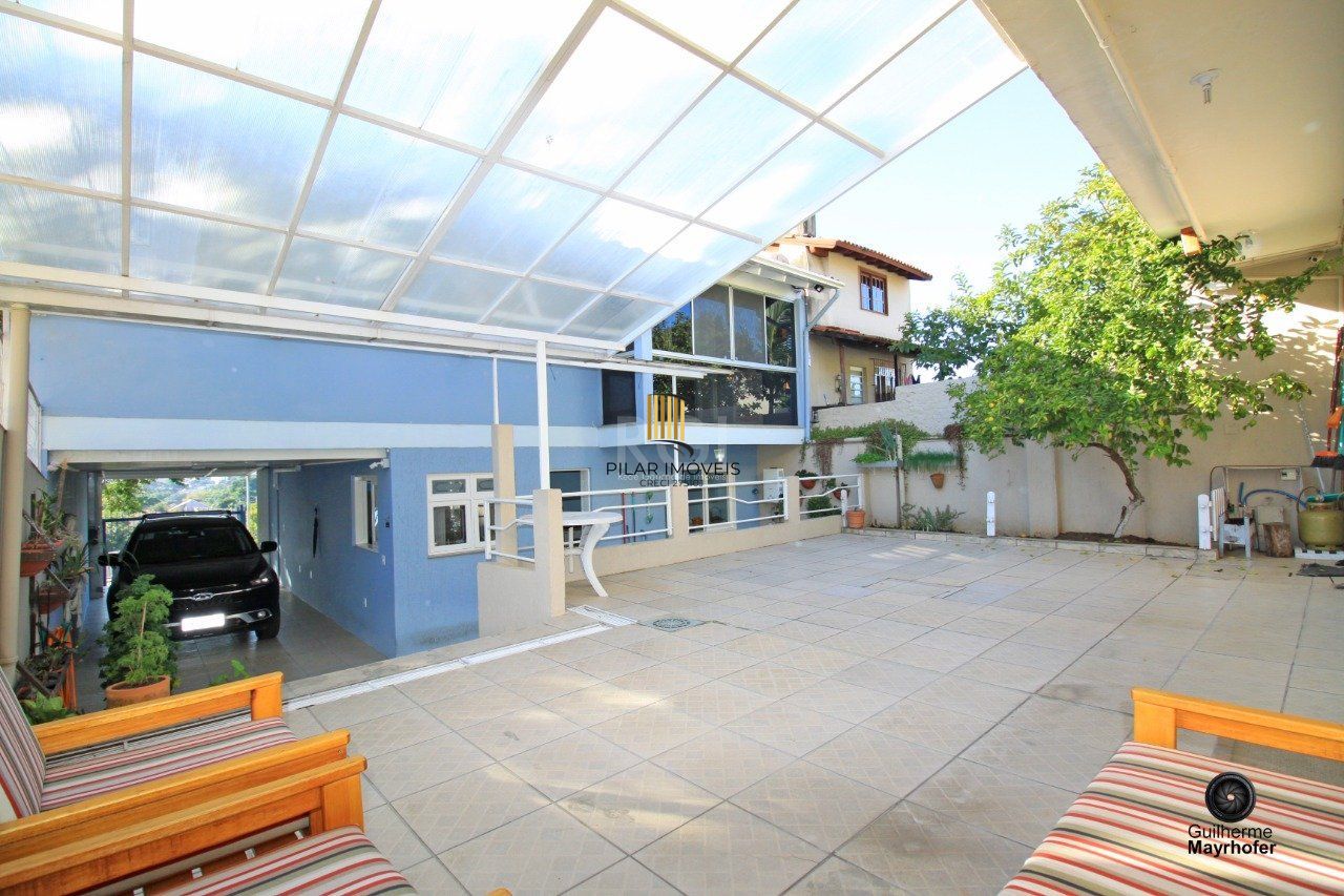 Casa para Venda - 328.5m², 3 dormitórios, sendo 1 suites, 3 vagas - Cavalhada, Porto Alegre