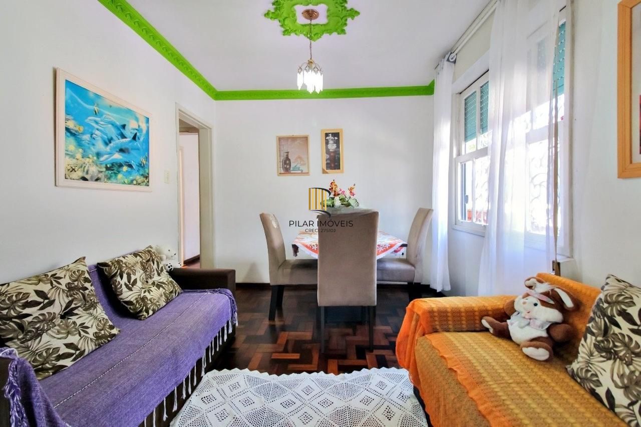 Casa de 3 quartos no bairro Tristeza Zona Sul