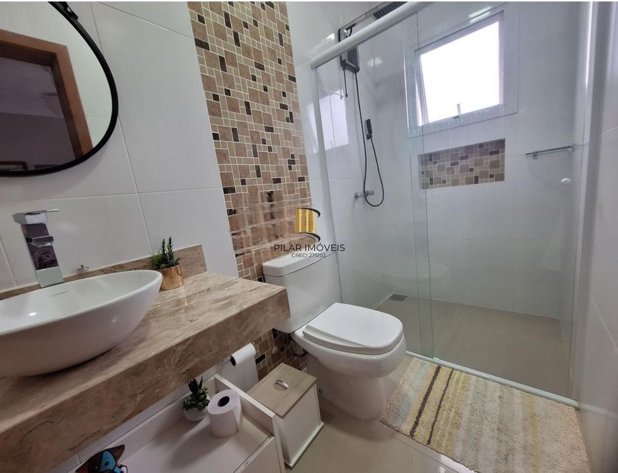 Casa na praia  Xangri-la c 222m2 privados  , 3 dormit, 2 Suites semi mobiliada c piscina. aceita imóvel como parte do pagamento em Porto Alegre