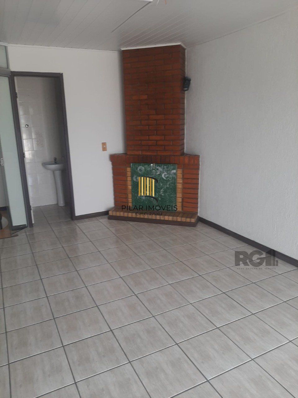 Cobertura com 3 dormitórios no Bairro Nonoai em Porto Alegre