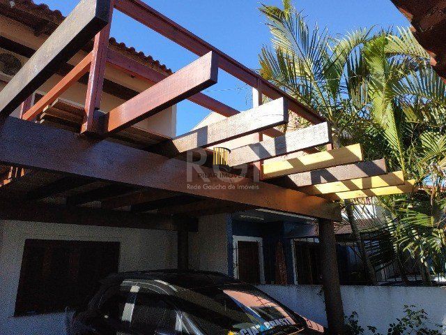 Casa para Venda - 105m², 2 dormitórios, 2 vagas - Hípica