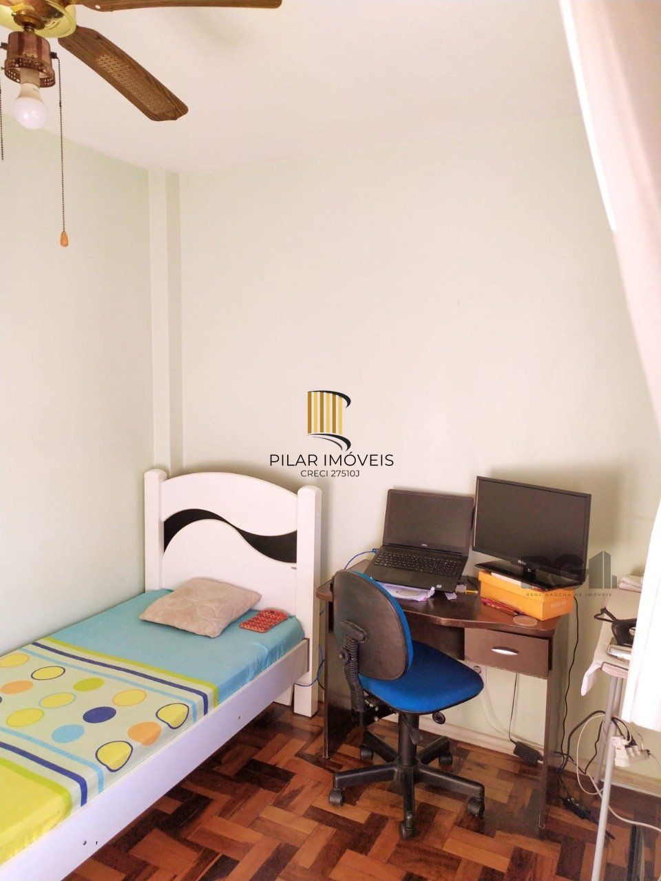 Apartamento de 2 dormitórios com vaga no bairro Petrópolis