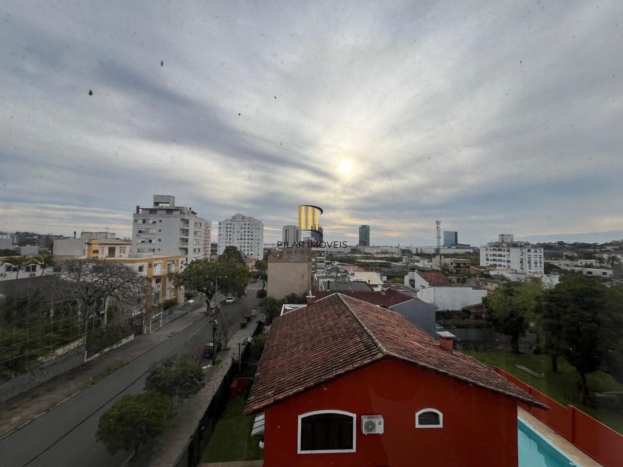 Apartamento a venda no bairro Cristal composto de dois dormitórios