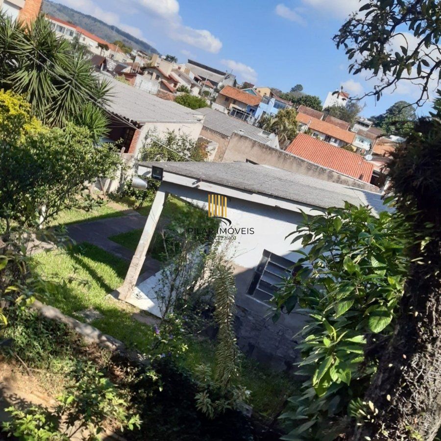 Casa 1 dormitório  e 1 vaga no jardim Sabará