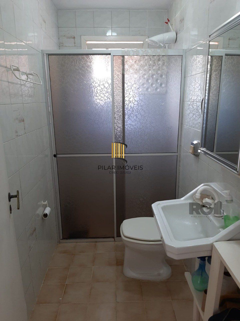 Casa 3 dormitórios, 3 vagas, churrasqueira na Praia da Tereza em Laguna/SC