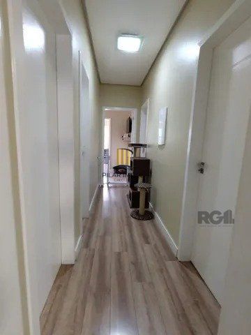 Excelente casa em Belém Novo na rua Eustáquio Inácio da Silveira próximo ao Colégio Glicério Alves. Casa grande com 3 quartos, escritório