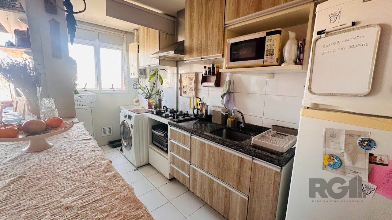Apartamento 2 dormitórios no bairro Azenha