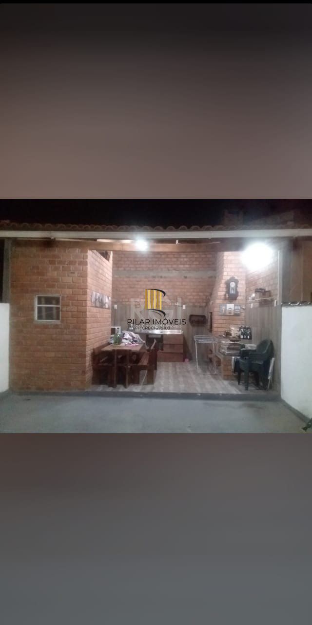 Casa com 2 quartos, 2 vagas de garagem, no bairro Aberta dos Morros, Porto Alegre/RS