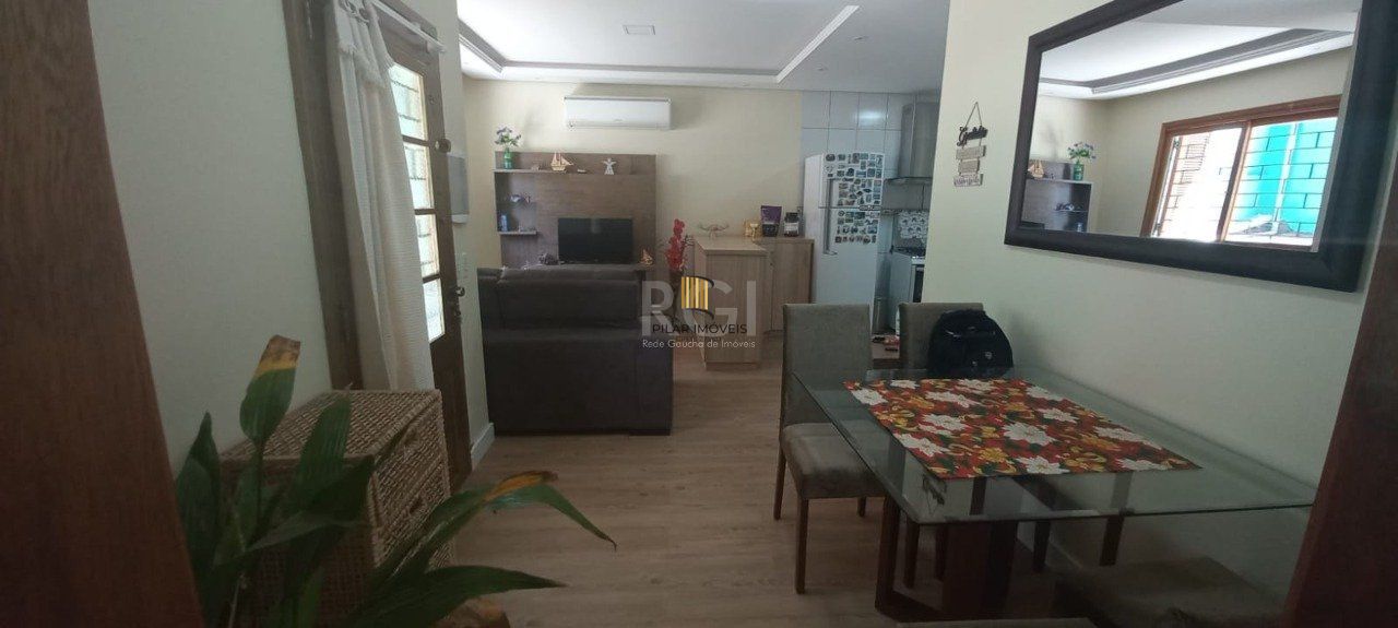 BAIXOU!!! APROVEITE!! LINDA CASA , 3 DORMITÓRIOS, 2 VAGAS -  BAIRRO CASCATA- POA/RS