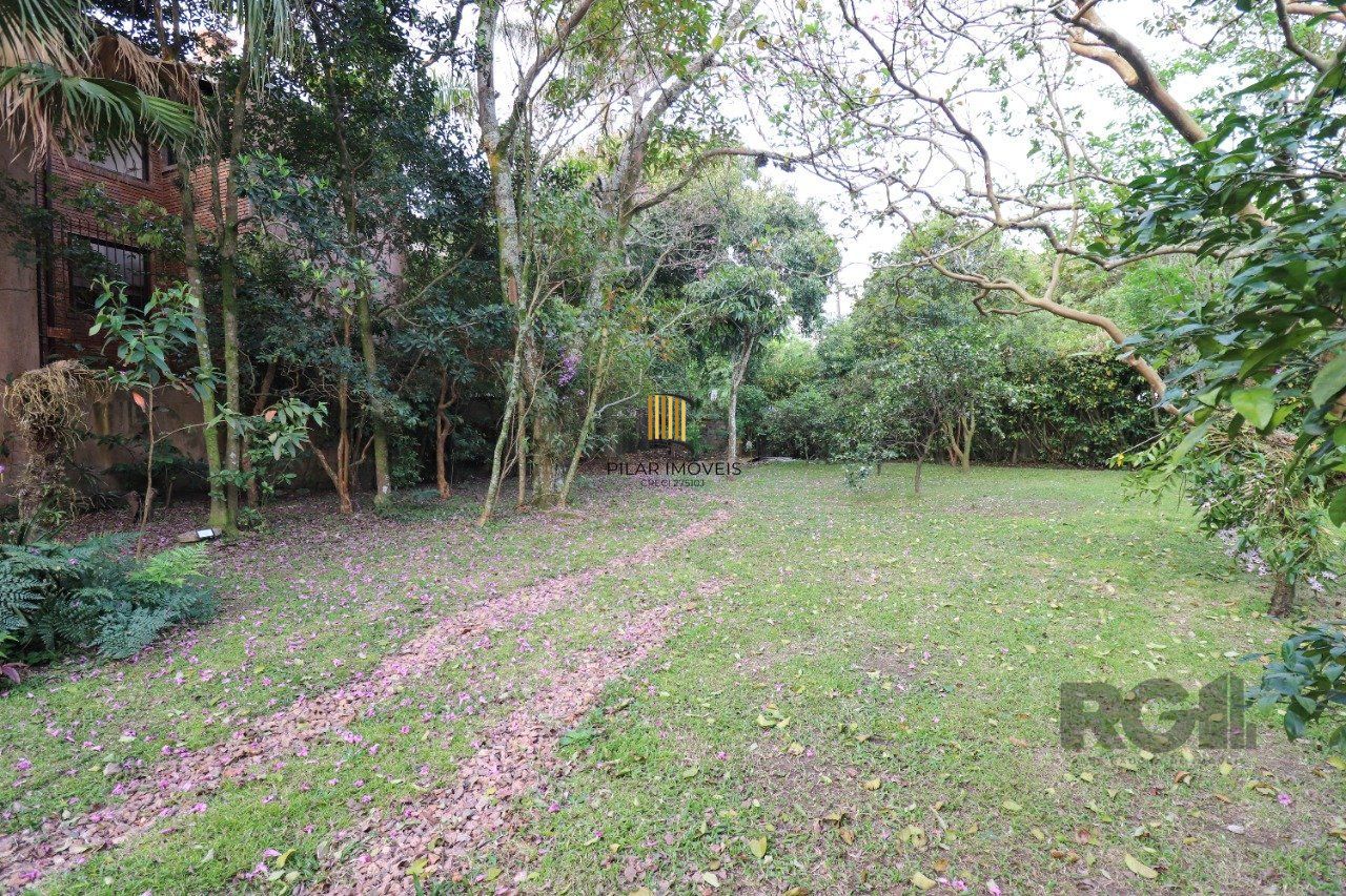 Casa para Venda - 523.36m², 6 dormitórios, sendo 2 suites, 2 vagas - Vila Conceição, Porto Alegre