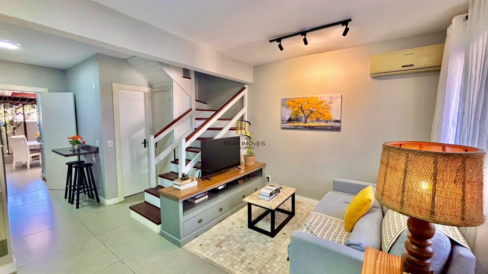 Casa em Condomínio com 03 quartos e 02 vagas no Bairro Humaitá em Porto Alegre