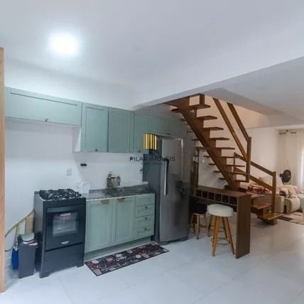 Casa em condominio com 2 vagas