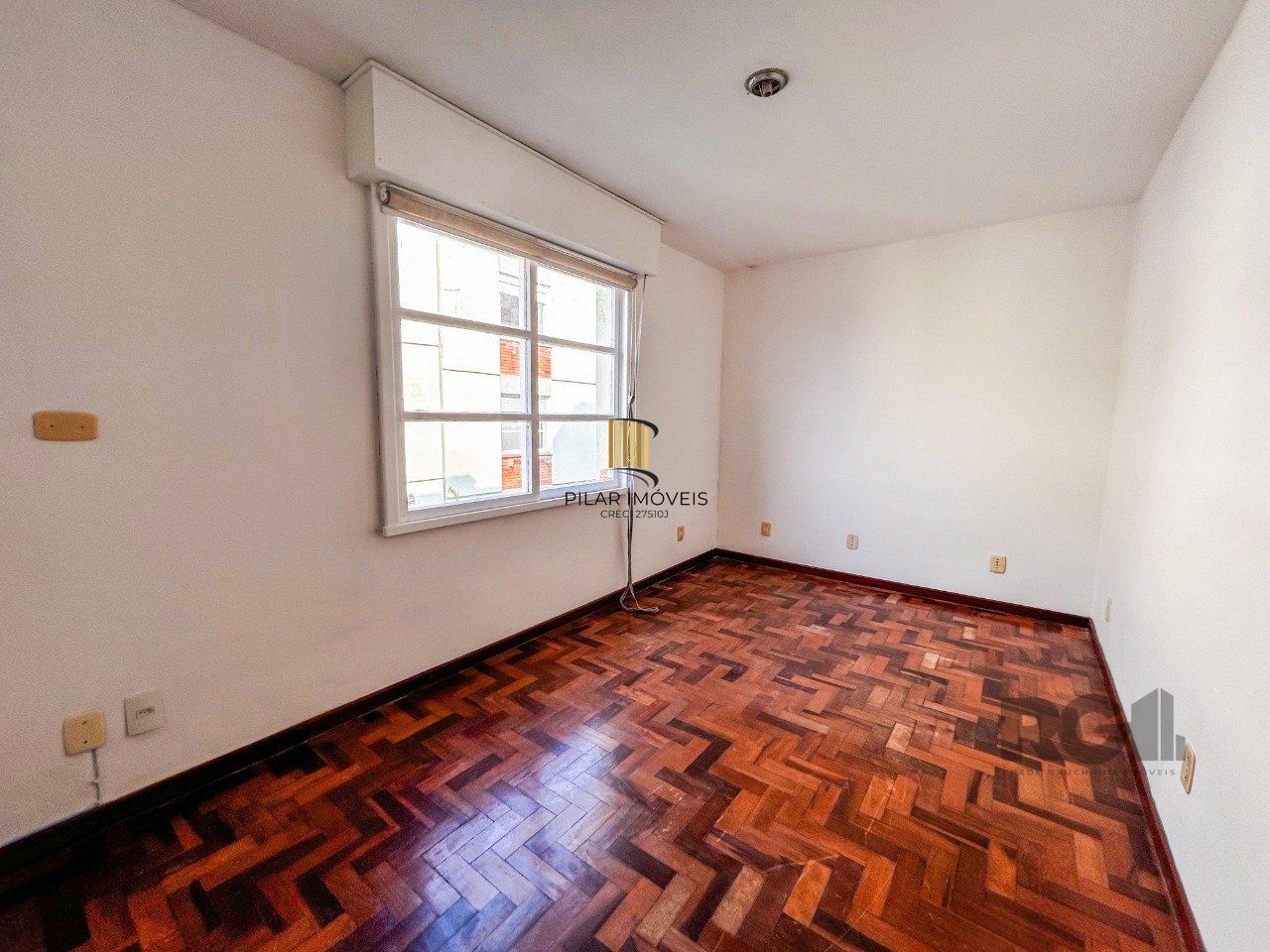 APARTAMENTO 2 DORMITÓRIOS, VAGA ROTATIVA, NO BAIRRO CRISTAL, PORTO ALEGRE/RS