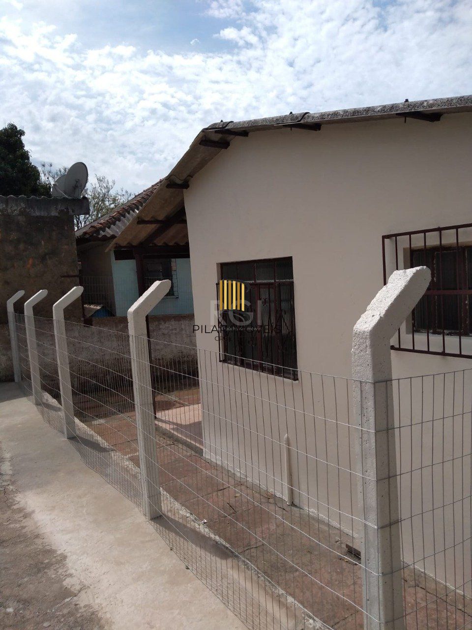 Duas casas no mesmo terreno no bairro Rubem Berta