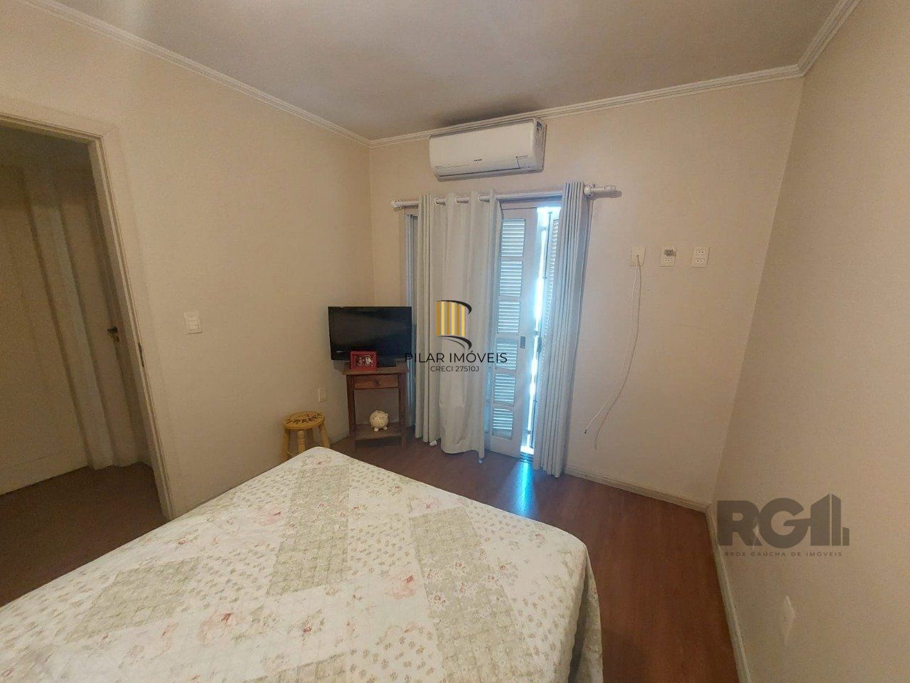 CASA 4 QUARTOS - DEPENDÊNCIA - PISICINA - ÁREA GOUMERT - IPANEMA - PORTO ALEGRE - RS