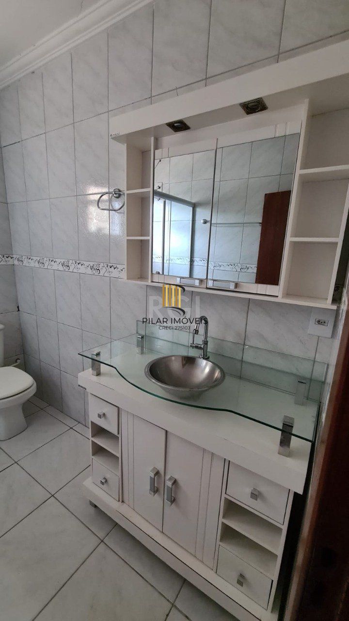 Casa para Venda - 94m², 3 dormitórios, 2 vagas - Agronomia, Porto Alegre