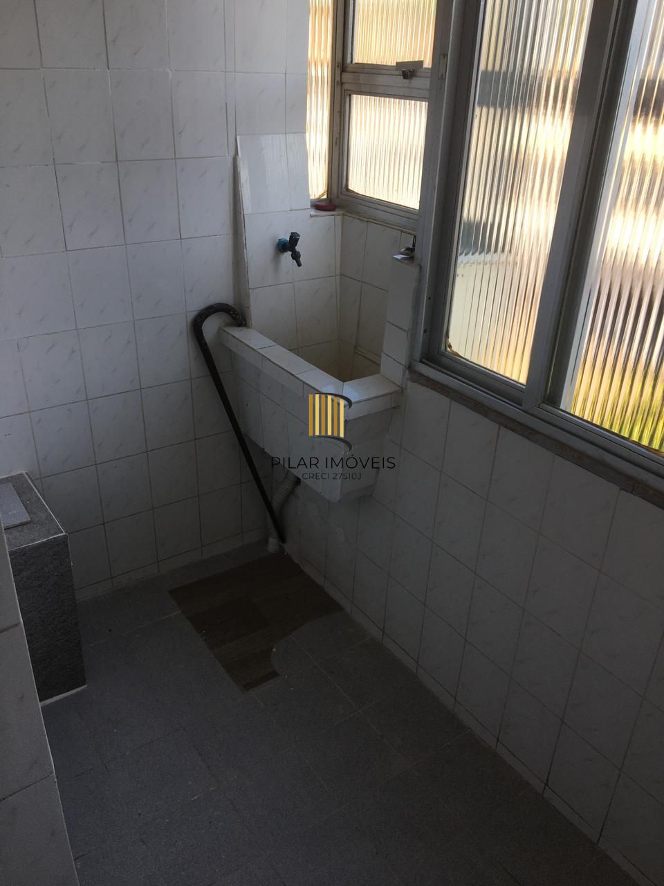 Apartamento com 01 quarto no Bairro Menino Deus em Porto Alegre