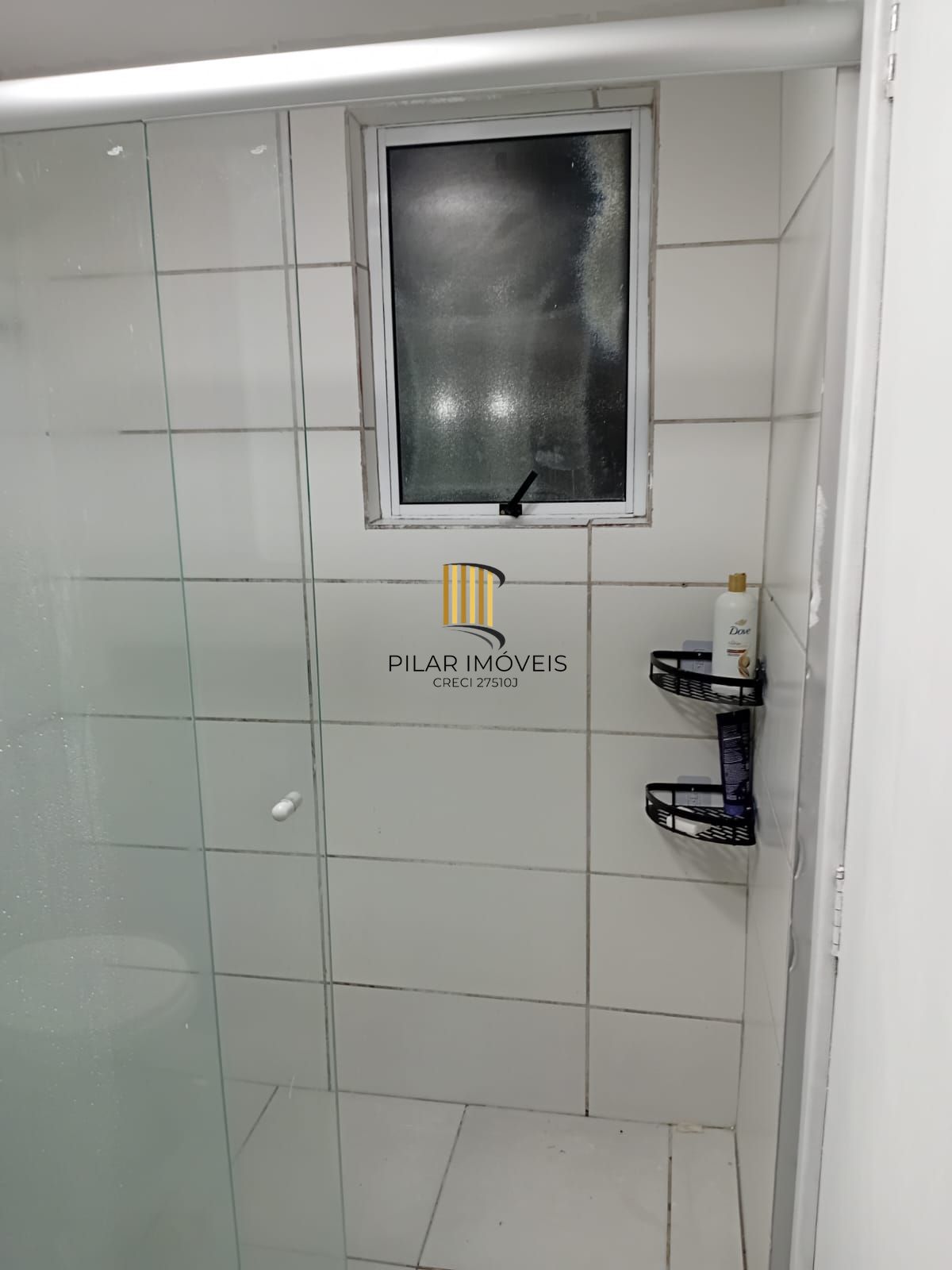 Apartamento com 02 quartos e 01 vaga no Bairro Chapéu do Sol