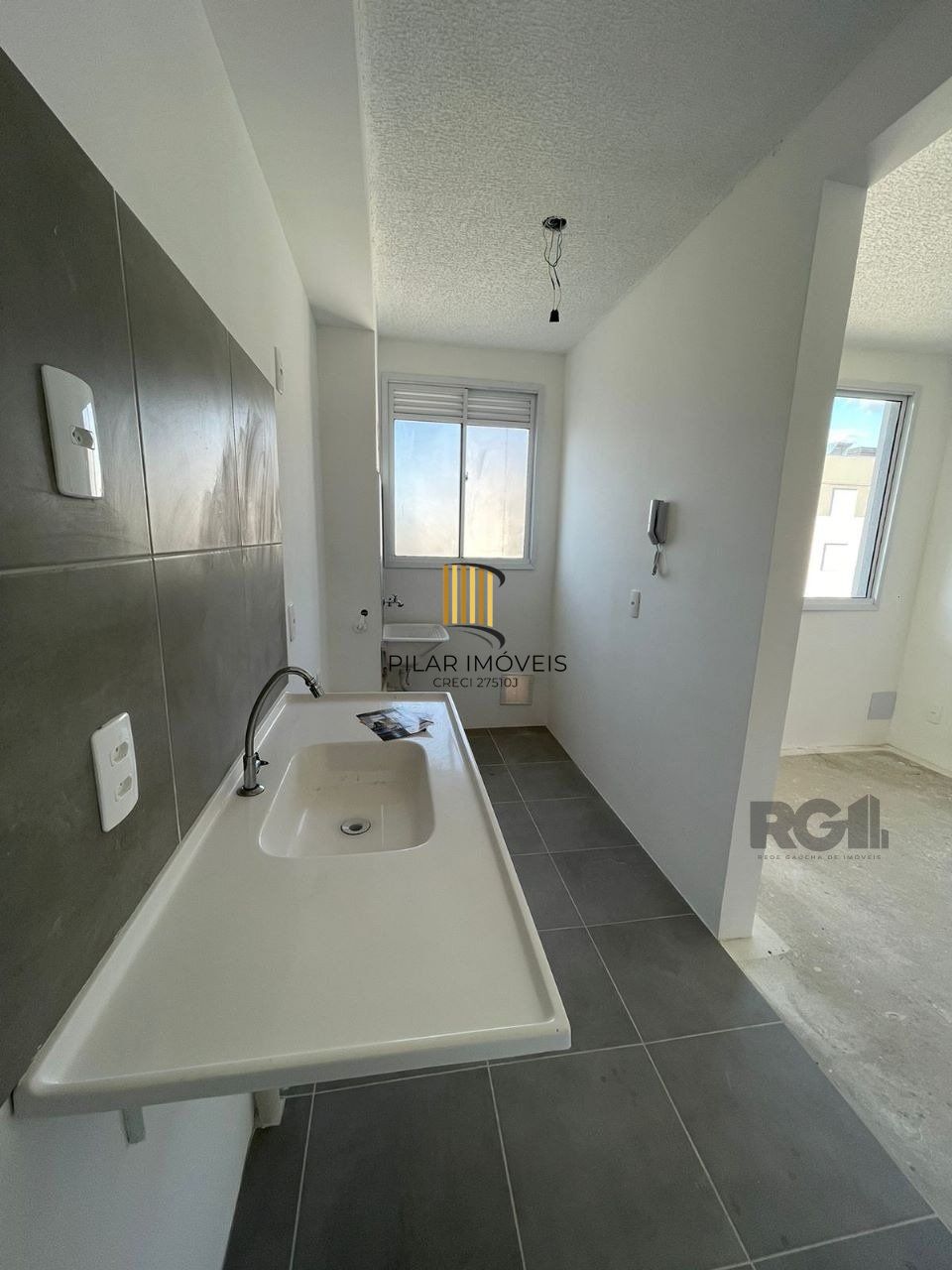 Apartamento 2 Dormitório(s) Bairro Sarandi