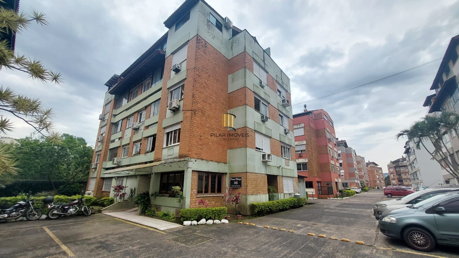 2 QUARTOS  - SACADA COM CHURRASQUEIRA - ELEVADOR - CAVALHADA - PORTO ALEGRE - RS