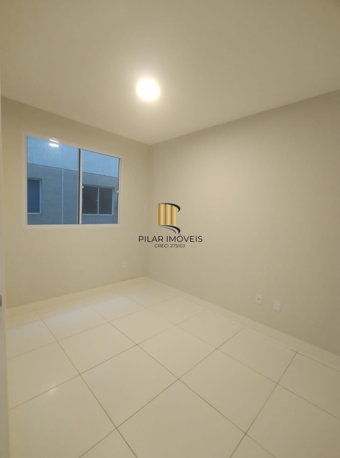 Apartamento 2 dormitórios no bairro Restinga