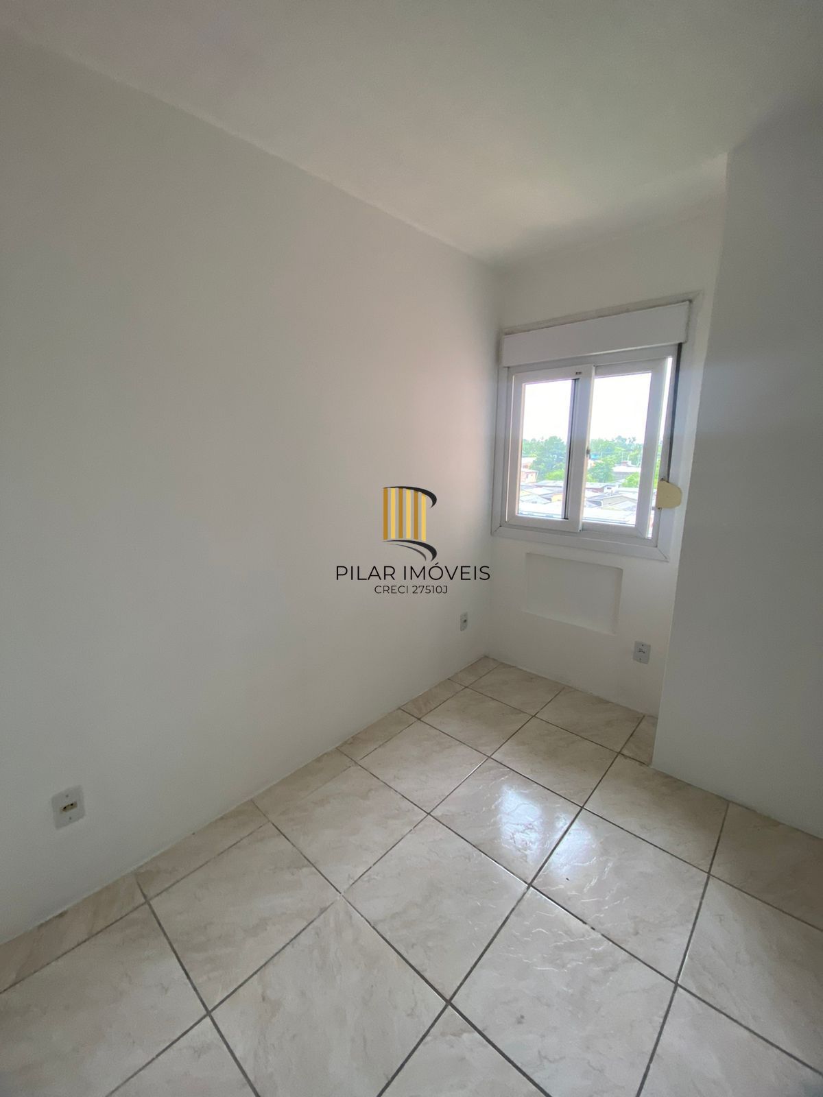 Apartamento com 02 quartos e 01 vaga fixa no Bairro Restinga em Porto Alegre