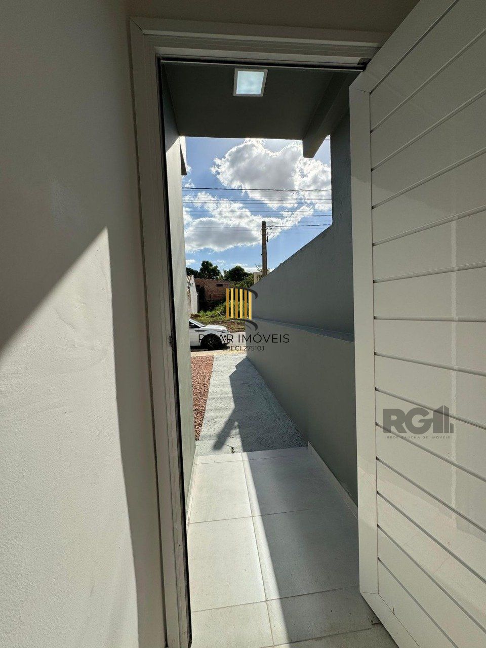 Casa geminada, 2 quartos a venda no Bairro Olaria Canoas.