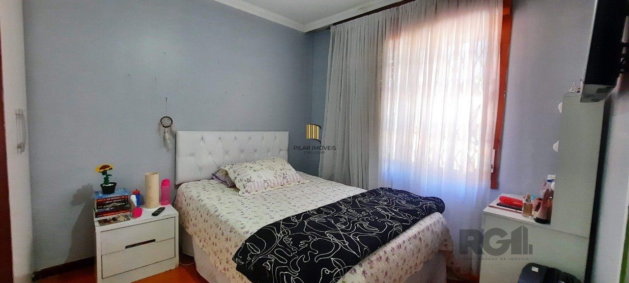 Casa Condominio para Venda - 129.58m², 3 dormitórios, sendo 1 suites, 3 vagas - Cavalhada