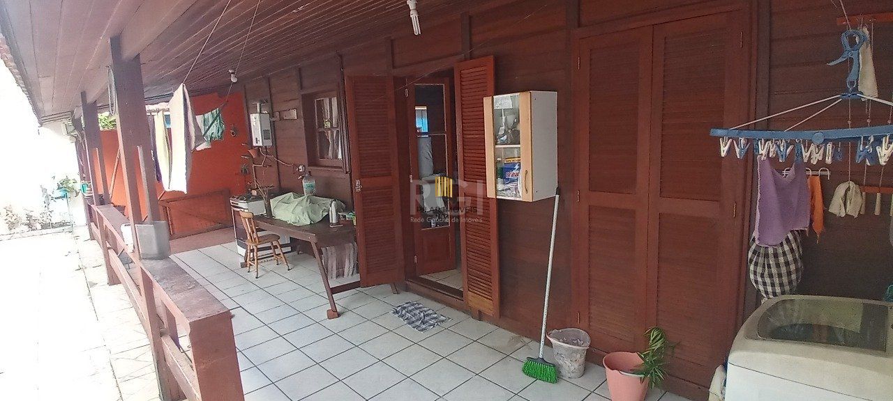 Casa 3 dormitórios no bairro Tristeza