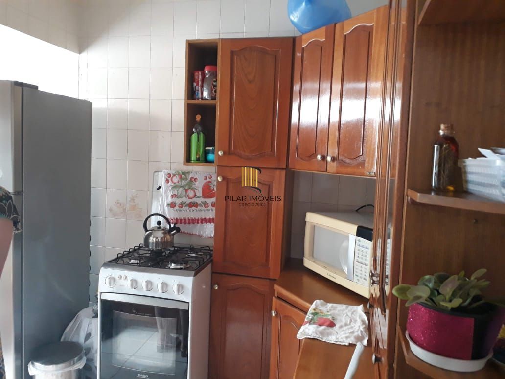 Apartamento 2 dormitórios no bairro Rubem Berta