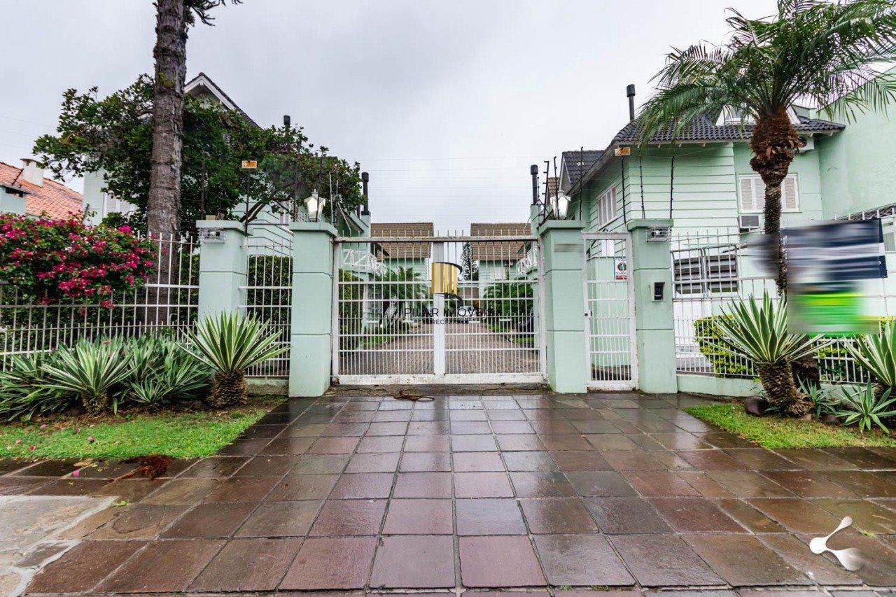 CASA 4 DORMITÓRIOS COM GARDEM NO GUARUJA - PORTO ALEGRE - RS